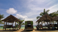 Jeepney na pláži / Jeepney on the beach