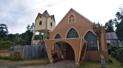 Kostel v kopcích / Church in the hills